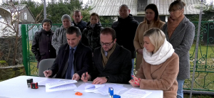 Podpisano umowę na asfaltowanie drogi Suchodolina - Wiązówka [Film]
