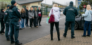 Uczniowie ZSZ w Sok&oacute;łce odwiedzili Oddział Celny w Białymstoku