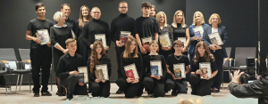 PL  Pomiń nawigację Szukaj     Utw&oacute;rz  1  Awatar Narodowe Czytanie w Dąbrowie Białostockiej Literatura, kt&oacute;ra łączy pokolenia