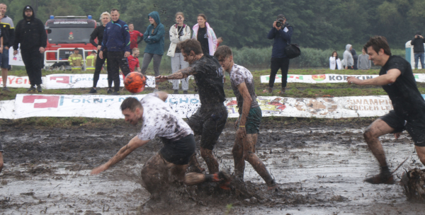 V Błotna Liga Mistrz&oacute;w w Korycinie [Zdjęcia,Film]