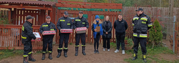 Sok&oacute;lscy strażacy wsparli miejscowe Schronisko dla Zwierząt [Zdjęcia]