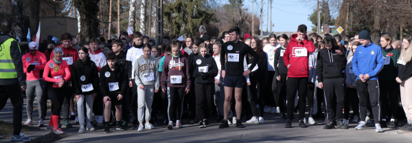 Bieg "Tropem Wilczym" uczni&oacute;w sok&oacute;lskiego "og&oacute;lniaka" [Film, Zdjęcia]