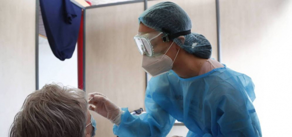 Od 1 kwietnia zmiany w zasadach zlecania i wykonywania test&oacute;w na koronawirusa