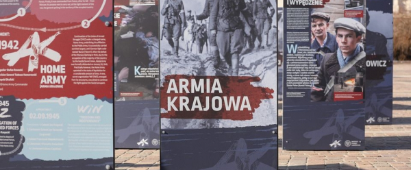 Zaproszenie na otwarcie wystawy "Armia Krajowa"