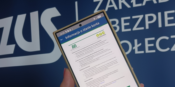 Sprawdź sw&oacute;j stan konta ubezpieczonego w PUE/eZUS i aplikacji mZUS