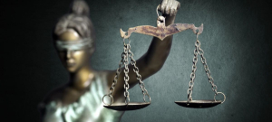 Przemyt papieros&oacute;w z Białorusi. Dw&oacute;ch Polak&oacute;w zatrzymanych w Sok&oacute;łce