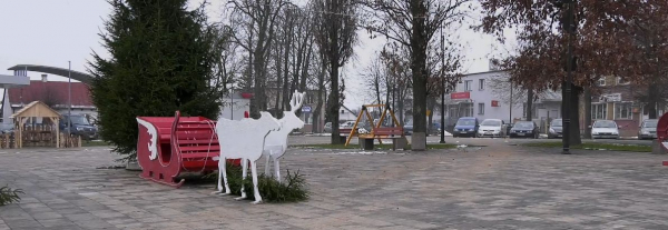 W Dąbrowie Białostockiej ruszyły przygotowania do świąt [Film]