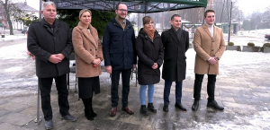 Podpisano umowy na remont nawierzchni oraz budowę ciągów pieszo-rowerowych w gminie Dąbrowa Białostocka [Film]