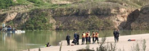 NA SYGNALE: Nurkowie poszukują człowieka [Film i zdjęcia]