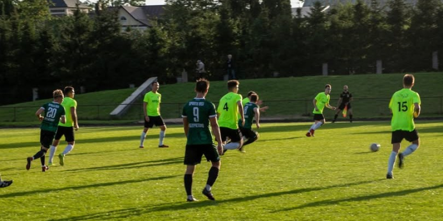 Aż 14 bramek obejrzeli kibice w Krynkach i Sokółce.