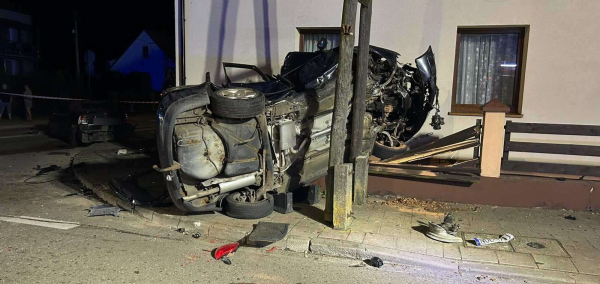 NA SYGNALE: Groźne zdarzenie dwóch aut w Lipsku