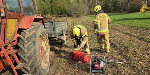 Wypadek podczas prac polowych w Grzebieniach Kolonii