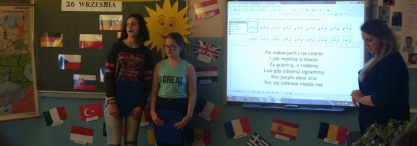 Europejski Dzień Języków w Szkole Podstawowej w Starej Kamionce [Zdjęcia]