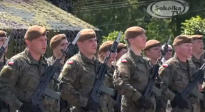 Uroczysta przysięga żołnierzy wojsk obrony terytorialnej w Sokółce [Film]