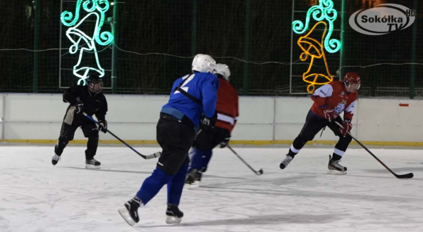 OSiR w Sok&oacute;łce zaprasza na trening hokeja na lodzie [Film]