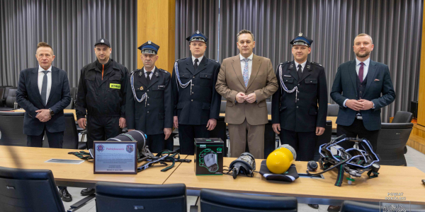 OSP Ostrowie zyskała nowoczesne wyposażenie.