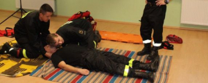 Strażacy OSP potwierdzają swoje kwalifikacje z udzielania pierwszej pomocy [Zdjęcia]