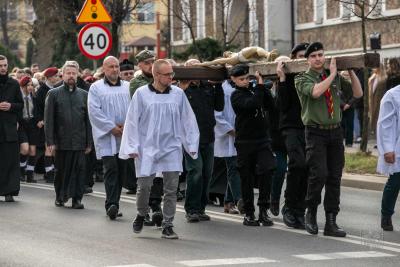 Droga skupienia i wiary - sokółczanie przeszli ulicami miasta