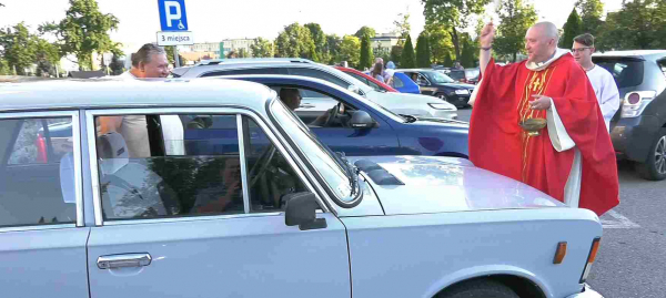 Święcenie pojazdów w Sokółce [Film]