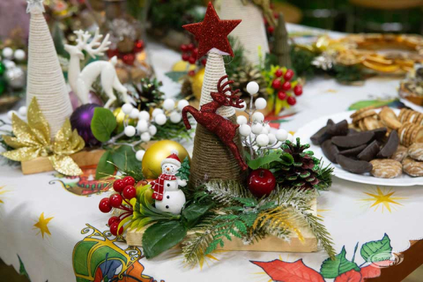 Świąteczne cuda z natury &ndash; bożonarodzeniowe ozdoby Koła Gospodyń Wiejskich &bdquo;Klimowieckie Klimaty&rdquo;.