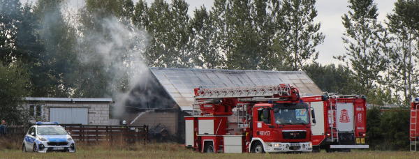 NA SYGNALE: Pożar stodoły w miejscowości Racewo [Film, Zdjęcia]