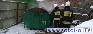 NA SYGNALE: Palił się kontener pod kościołem w Suchowoli [Zdjęcia]