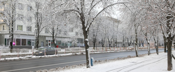 GDDKiA ostrzega przed opadami śniegu, deszczu i gołoledzią; drogi krajowe są przejezdne