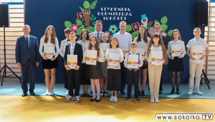Uczniowie nagrodzeni za wybitne osiągnięcia w nauce