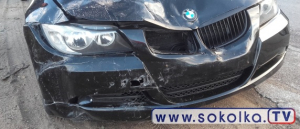 NA SYGNALE: BMW wbiło się w Busa [Zdjęcia]
