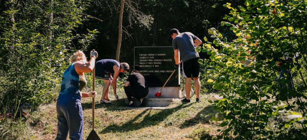 Prace porządkowe na cmentarzu żydowskim w Suchowoli