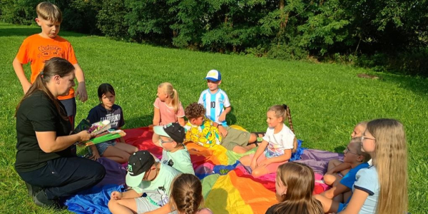 &bdquo;Koniec lata. Początek zabawy!&rdquo; &ndash; radosne zakończenie wakacji w bibliotece