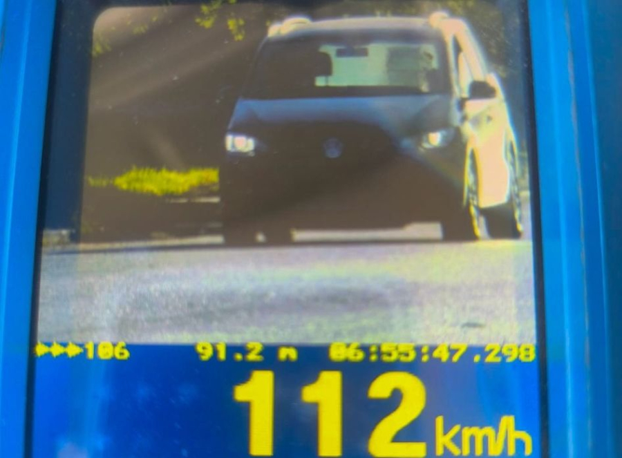 Otrzymał mandat oraz stracił prawo jazdy