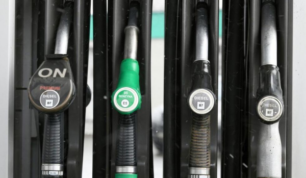 Analitycy: na koniec wakacji możliwe obniżki cen paliwa na stacjach