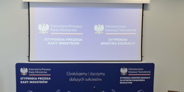 Trzy stypendystki z Sok&oacute;łki w gronie najzdolniejszych uczni&oacute;w wojew&oacute;dztwa podlaskiego