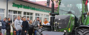 Nowy ciągnik trafił do szkoły w Janowie [Zdjęcia]
