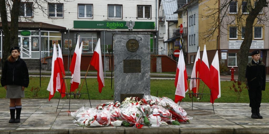 „Wolność nie jest darem – jest zdobyczą”. Dąbrowa Białostocka uczciła 107. rocznicę odzyskania niepodległości