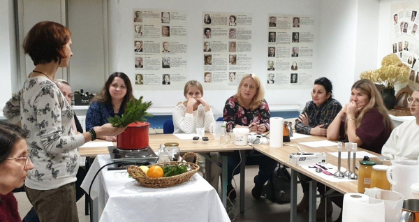 Warsztaty ziołowe &bdquo;Maść choinkowa&rdquo;