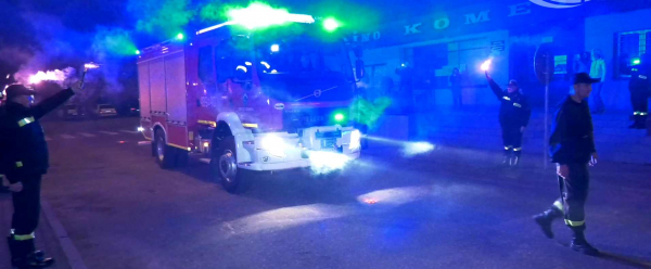 NA SYGNALE: Nowe Volvo przywitane po strażacku w OSP Suchowola [Film, DRON]