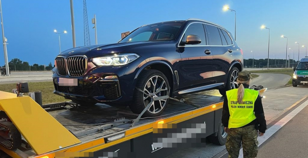 Odzyskano BMW X5 o wartości 380 tys. zł