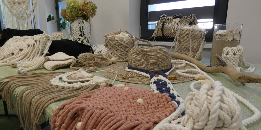 Makramowe inspiracje w Bibliotece – spotkanie rękodzielnicze w ramach projektu Myśl, czuj, działaj!