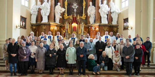 P&oacute;ł wieku wiary, służby i życia w duchu św. Jana Bosko