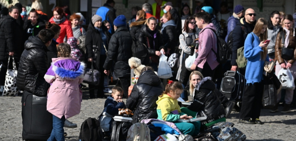 Badanie: ponad połowa Ukraińc&oacute;w nie planuje na razie wyjazdu z Polski