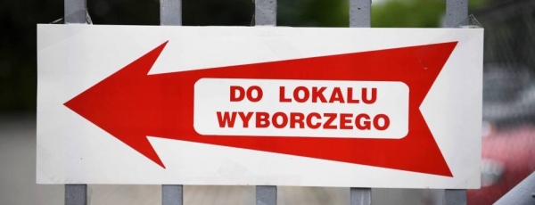 Szef klubu PiS: zwyciężyła koncepcja przełożenia wybor&oacute;w samorządowych na kwiecień 2024 r.