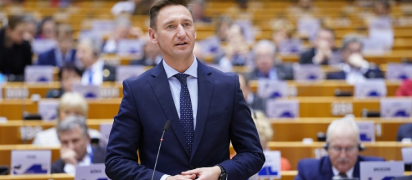 Geblewicz: samorządy muszą być włączone w proces decyzyjny dotyczący zwalczania terroryzmu