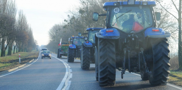 W środę blokady dróg w całej Polsce; rolnicy zjednoczeni w proteście