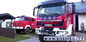 Strażacy prezentują swój nowy wóz bojowy [Film]